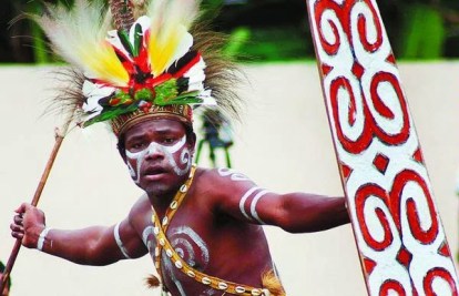 tarian-tradisional-papua